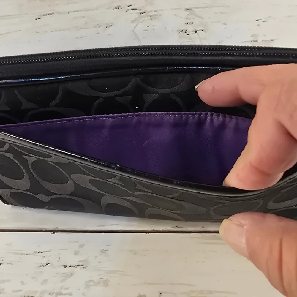 Coach Signature Jacquard Large Zip Around Wristlet Wallet Black Patent Trim